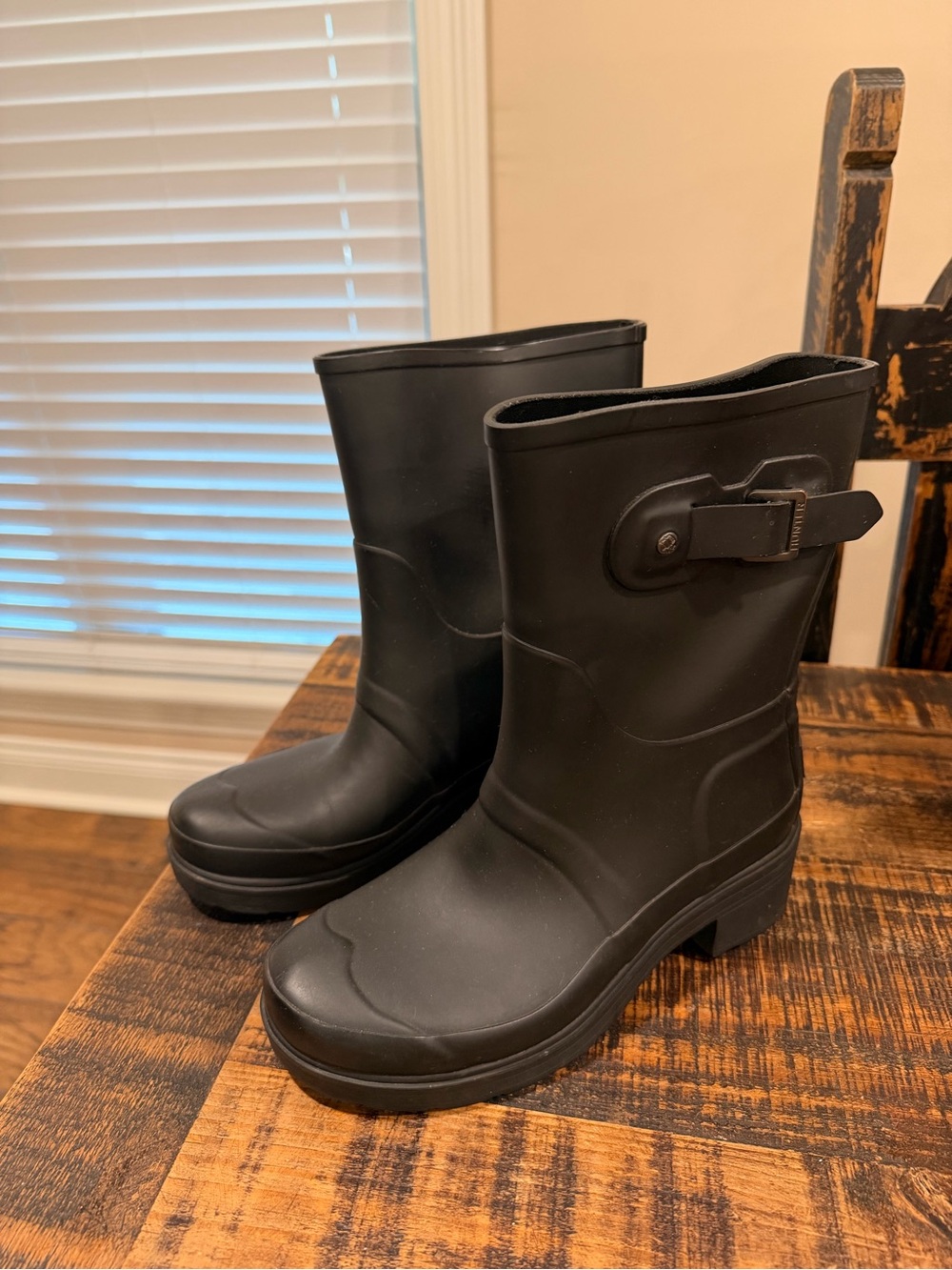 Hunter Black Short Waterproof Rain Boots with Buckle